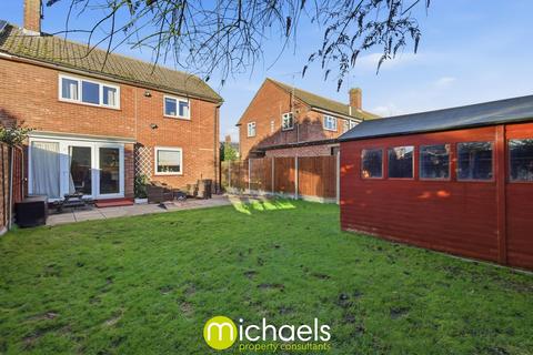 3 bedroom end of terrace house for sale, Queen Elizabeth Way, Colchester, CO2