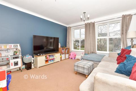 3 bedroom end of terrace house for sale, Mercer Close, Larkfield, Kent
