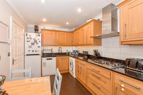 3 bedroom end of terrace house for sale, Mercer Close, Aylesford ME20
