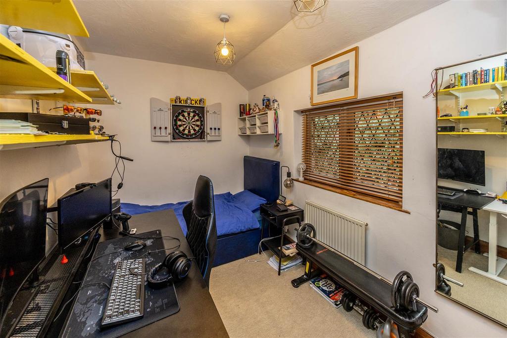 16 ARHudds-130126-25.jpg