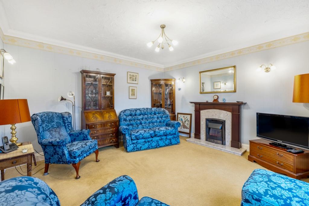 32 Windsor Avenue (Holbeach)-26