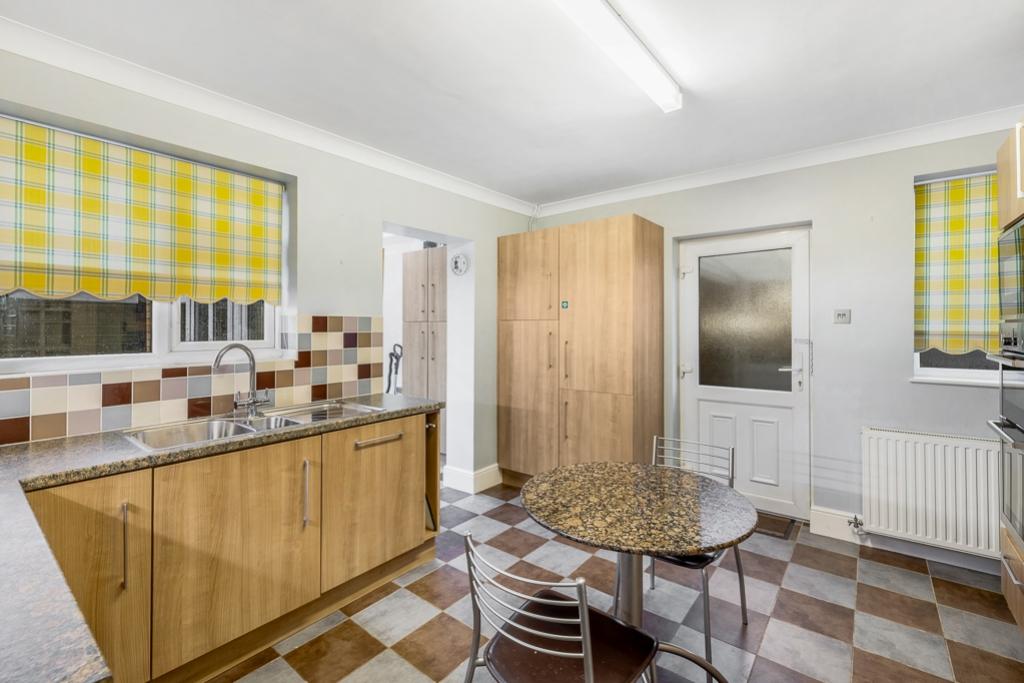 32 Windsor Avenue (Holbeach)-21