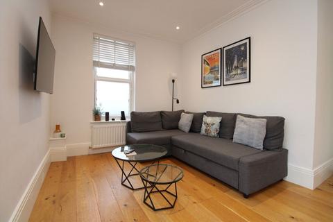 undefined, Mount Mews, Hampton TW12