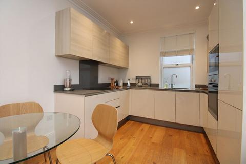 undefined, Mount Mews, Hampton TW12