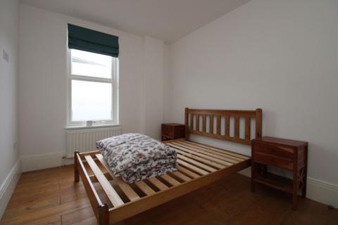 undefined, Mount Mews, Hampton TW12