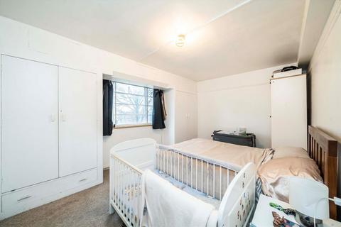 2 bedroom flat for sale, Bollo Lane, London W3