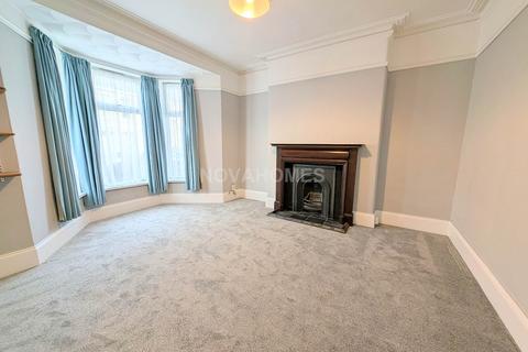 3 bedroom terraced house for sale, Cromwell Road, Plymouth PL4