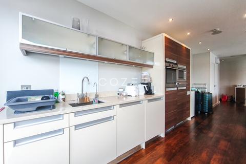 2 bedroom flat to rent, Homer Drive, Canary Wharf E14