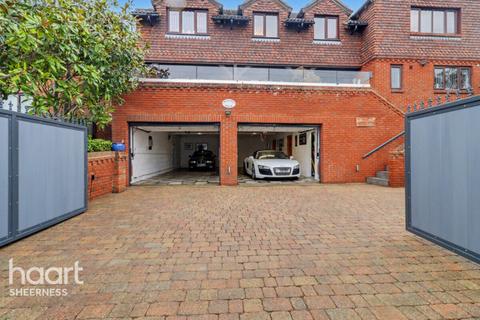 undefined, Queenborough Drive, Kent
