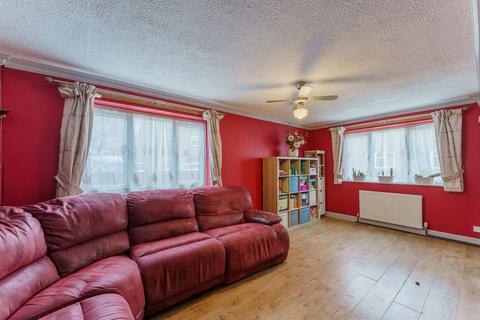 3 bedroom semi-detached house for sale, Primrose Grove, Selby YO8