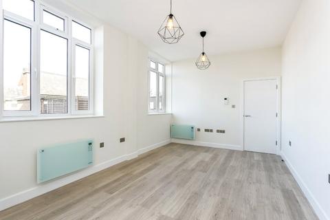 undefined, Silver Street, Bedford, Bedfordshire, MK40