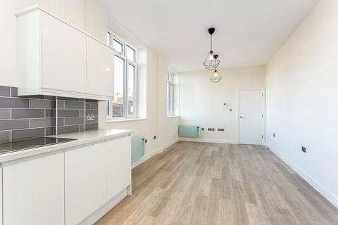 undefined, Silver Street, Bedford, Bedfordshire, MK40