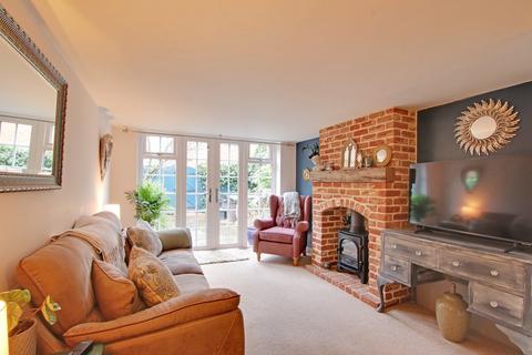 3 bedroom cottage for sale, High Street, Lyndhurst, SO43