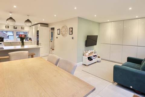 undefined, Trafford Close, Bucks , Great Missenden, HP16
