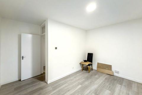 1 bedroom flat for sale, 62A Avenue Road, Haringey, London, N15 5JH