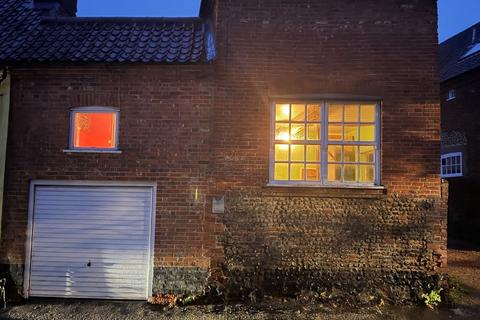 2 bedroom cottage for sale, Fox Corner, Church Street, Wells-next-the-Sea, Norfolk, NR23 1HZ