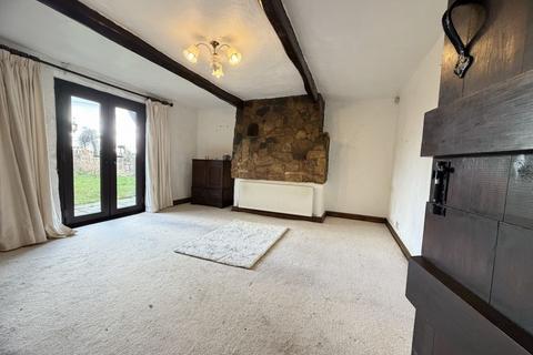 3 bedroom terraced house for sale, 6 Moss Side, Bury, Lancashire, BL8 3DN