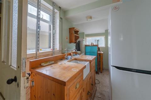 3 bedroom semi-detached house for sale, Lawton Road, Rushden NN10