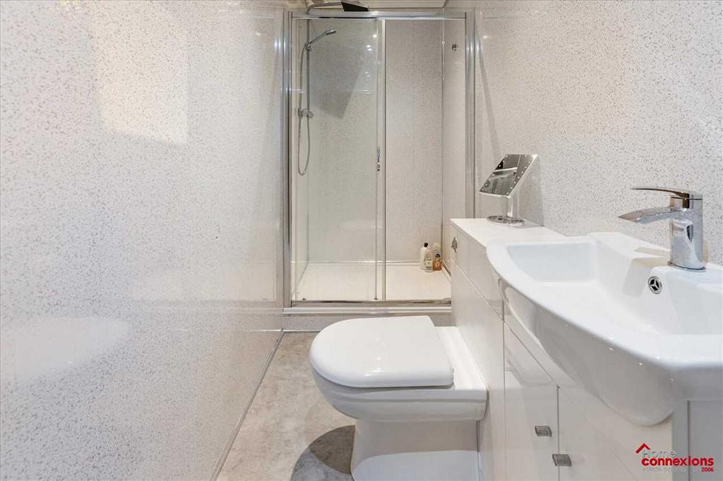 Shower Room (2)