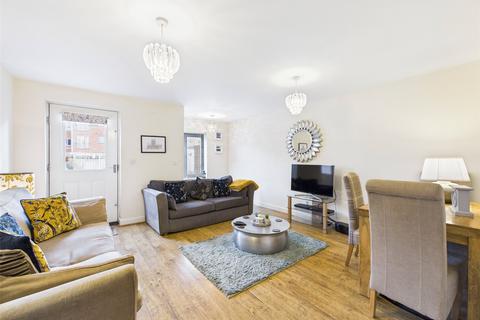 4 bedroom terraced house for sale, Crossley Road, Worcester, Worcestershire, WR5