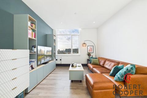 2 bedroom apartment for sale, Field End Road, Eastcote, HA4