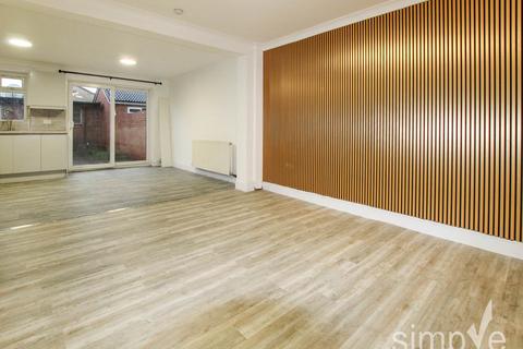 undefined, Nestles Avenue , Hayes , Middlesex