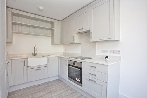 3 bedroom semi-detached house to rent, Beerlings Farm Road, Ramsgate, Kent, CT12