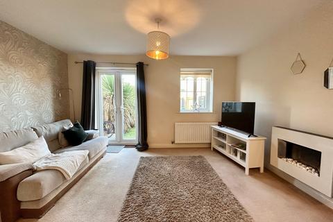 2 bedroom terraced house to rent, Balliol Mews, Longbenton, Newcastle upon Tyne, NE12