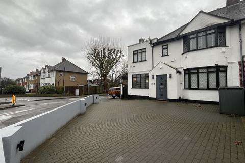 undefined, Bridge Road, Chessington, Surrey. KT9 2EX