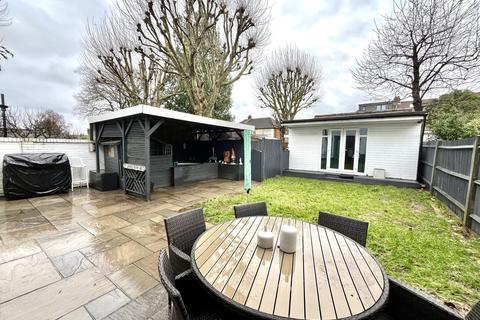 undefined, Bridge Road, Chessington, Surrey. KT9 2EX