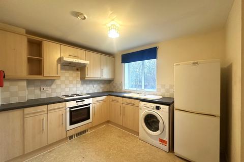2 bedroom flat for sale, Saltash Road, Swindon, SN2