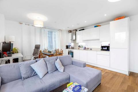 1 bedroom flat for sale, York Road, London, SW11