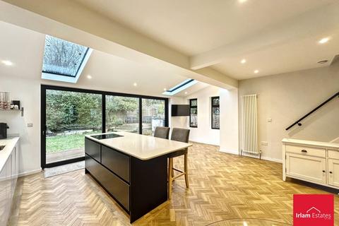 undefined, Thornhill Drive, Worsley, M28
