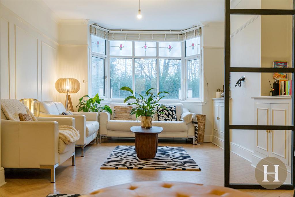 Hadleigh Estate Agents-25.jpg