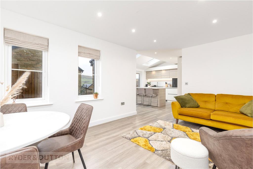 Lounge/Kitchen