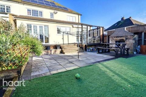 4 bedroom semi-detached house for sale, Dean Road, Rochester