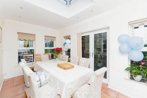 undefined, Howards Wood Drive, Gerrards Cross SL9