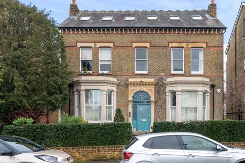 3 bedroom flat to rent, Edge Hill, Wimbledon, London, SW19