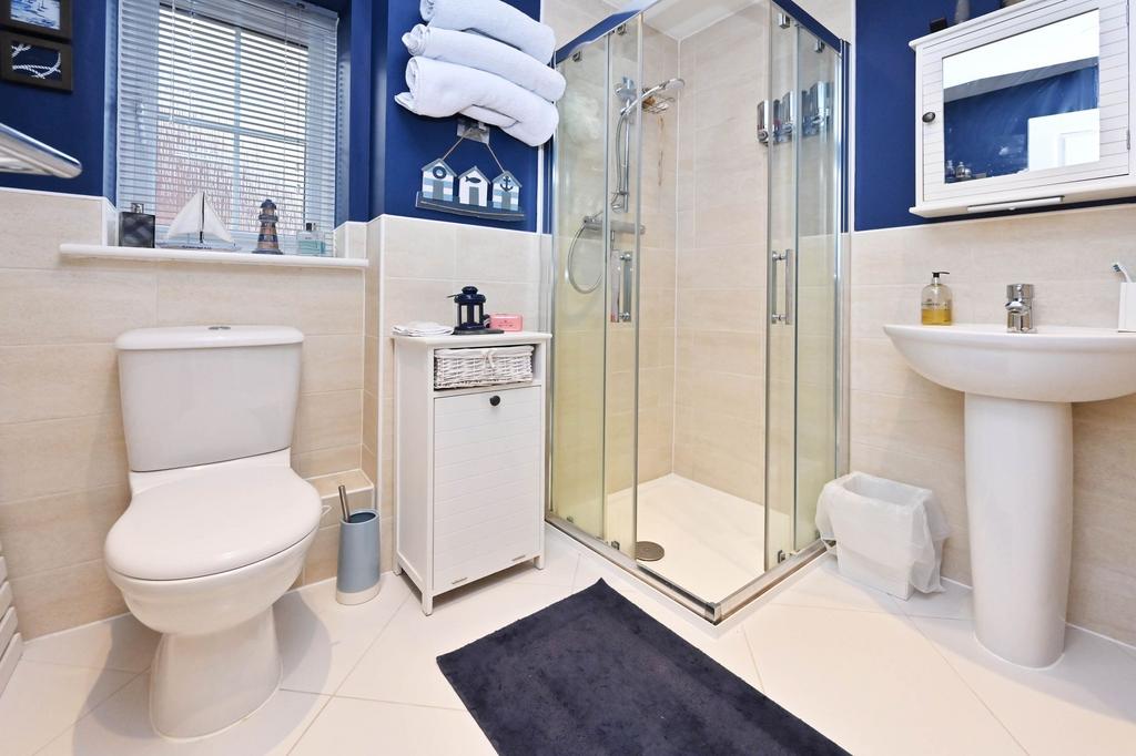 Bedroom one en-suite