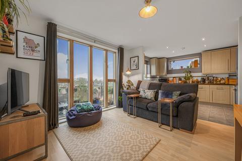 2 bedroom flat for sale, Mary Seacole Court, Dog Kennel Hill, London, SE22