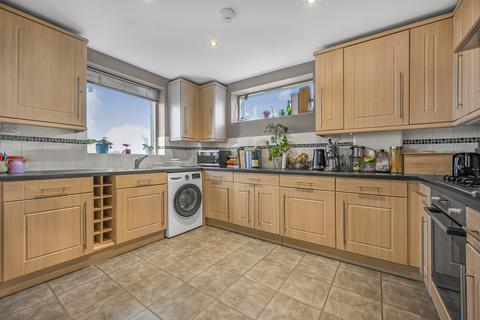 2 bedroom flat for sale, Mary Seacole Court, Dog Kennel Hill, London, SE22