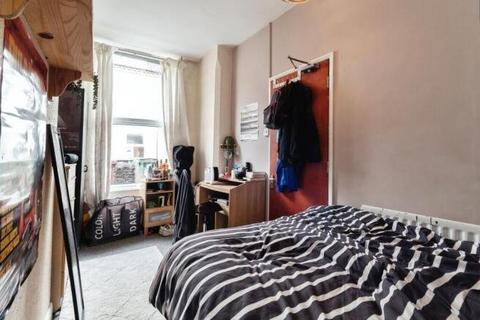 4 bedroom property to rent, Frederick Grove, Nottingham, Nottinghamshire, NG7
