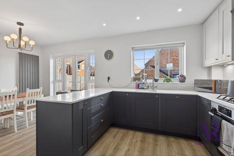 3 bedroom detached house for sale, Thomas Drive, Newport Pagnell