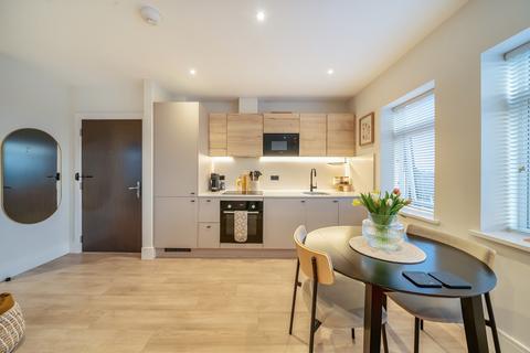 1 bedroom apartment for sale, Pembroke Road, Ruislip