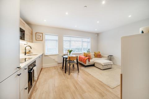 1 bedroom apartment for sale, Pembroke Road, Ruislip