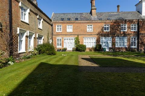 3 bedroom character property for sale, Hamels Park, Westmill SG9