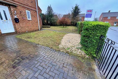 undefined, Salisbury Avenue, Waltham, Grimsby, N.E. Lincs, DN37 0BX