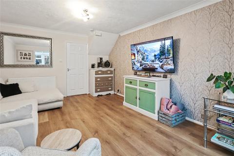 undefined, Knightswood, Surrey GU21