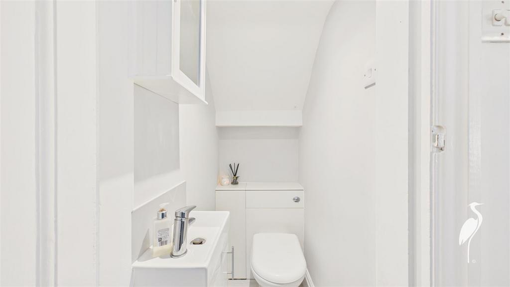 Cloakroom/WC