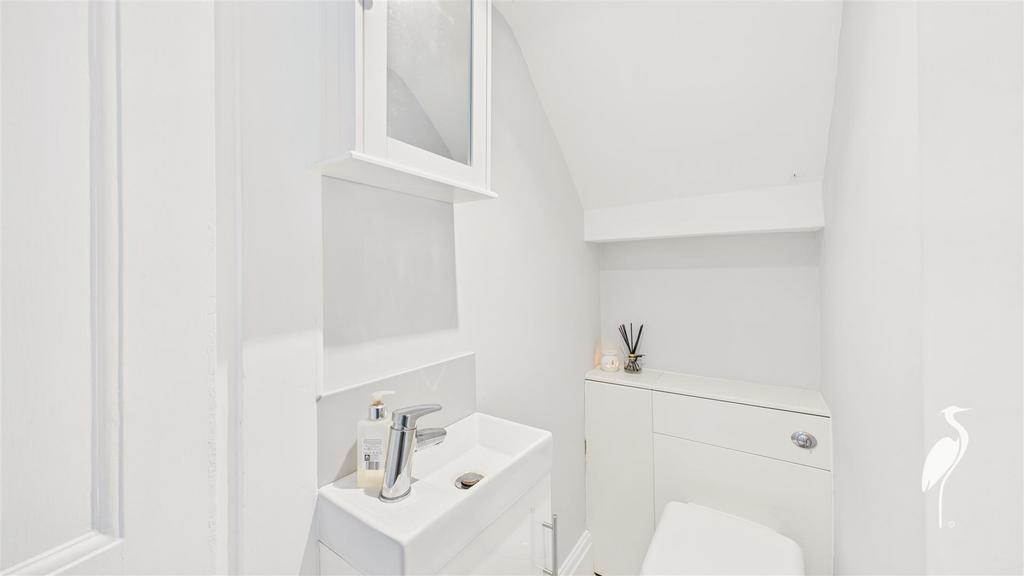 Cloakroom/WC